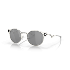 Oakley OO 6046 604601 Güneş Gözlüğü